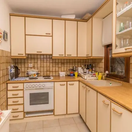 Oikismos Trikorfou Holiday home