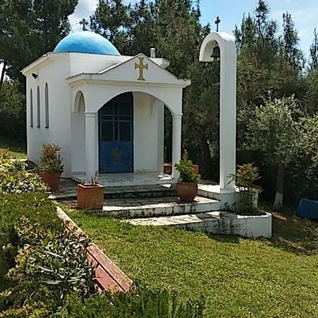 Oikismos Trikorfou Holiday home *