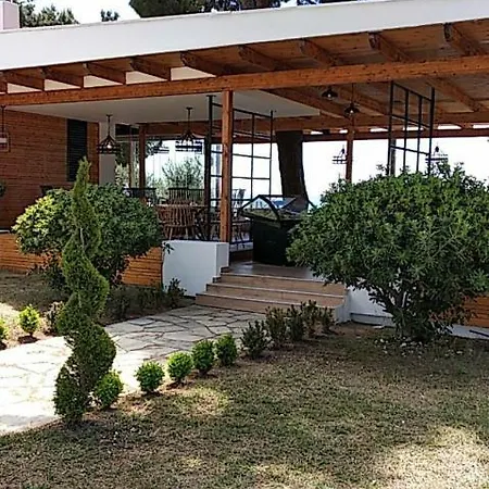 Oikismos Trikorfou