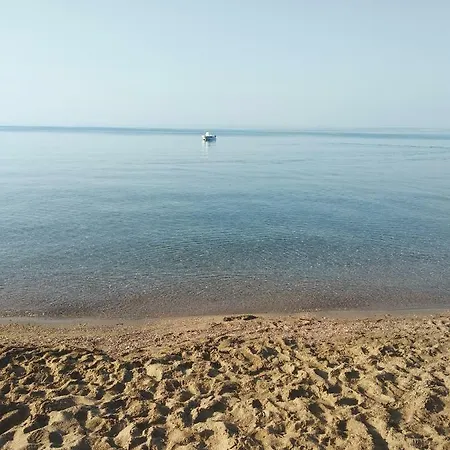 Casa vacanze Oikismos Trikorfou Gerakini